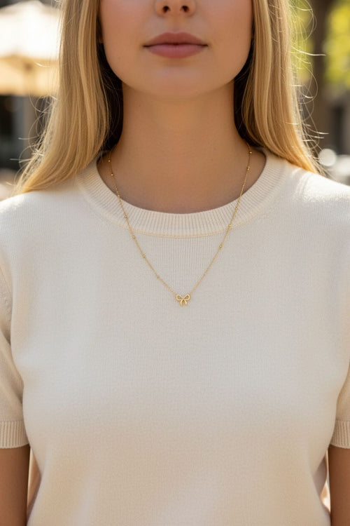 Bow Necklace